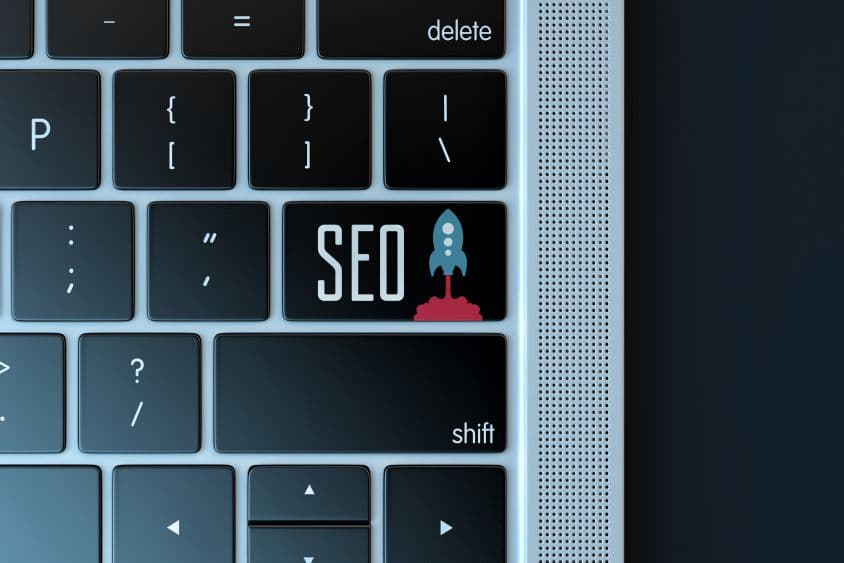 鍵盤上的 SEO 按鍵